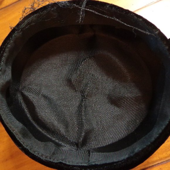 Hat Velvet Feathers Ladies Black Vintage - Picture 7 of 8